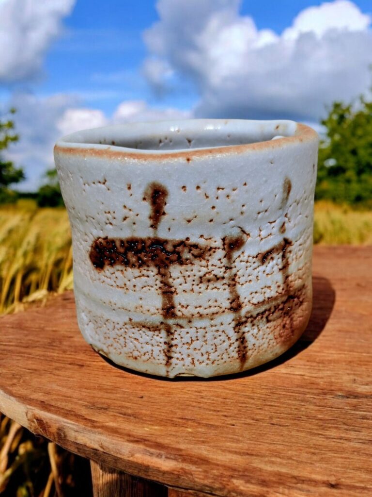 志野茶盌