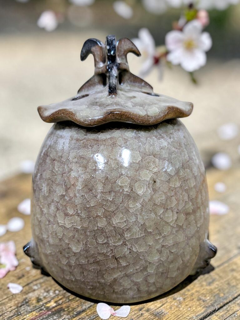 白青磁香炉